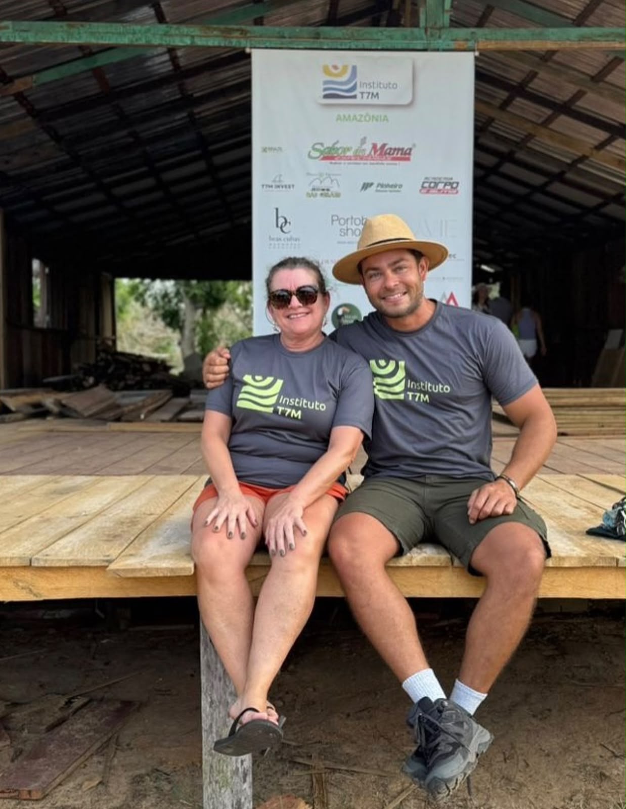 Voluntários no evento de encerramento